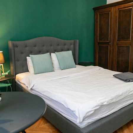 Color Studio Blv Elisabeta 23 Bucureşti Eksteriør bilde