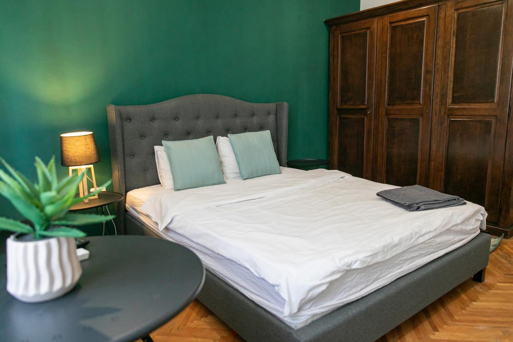 Color Studio Blv Elisabeta 23 Bucureşti Eksteriør bilde